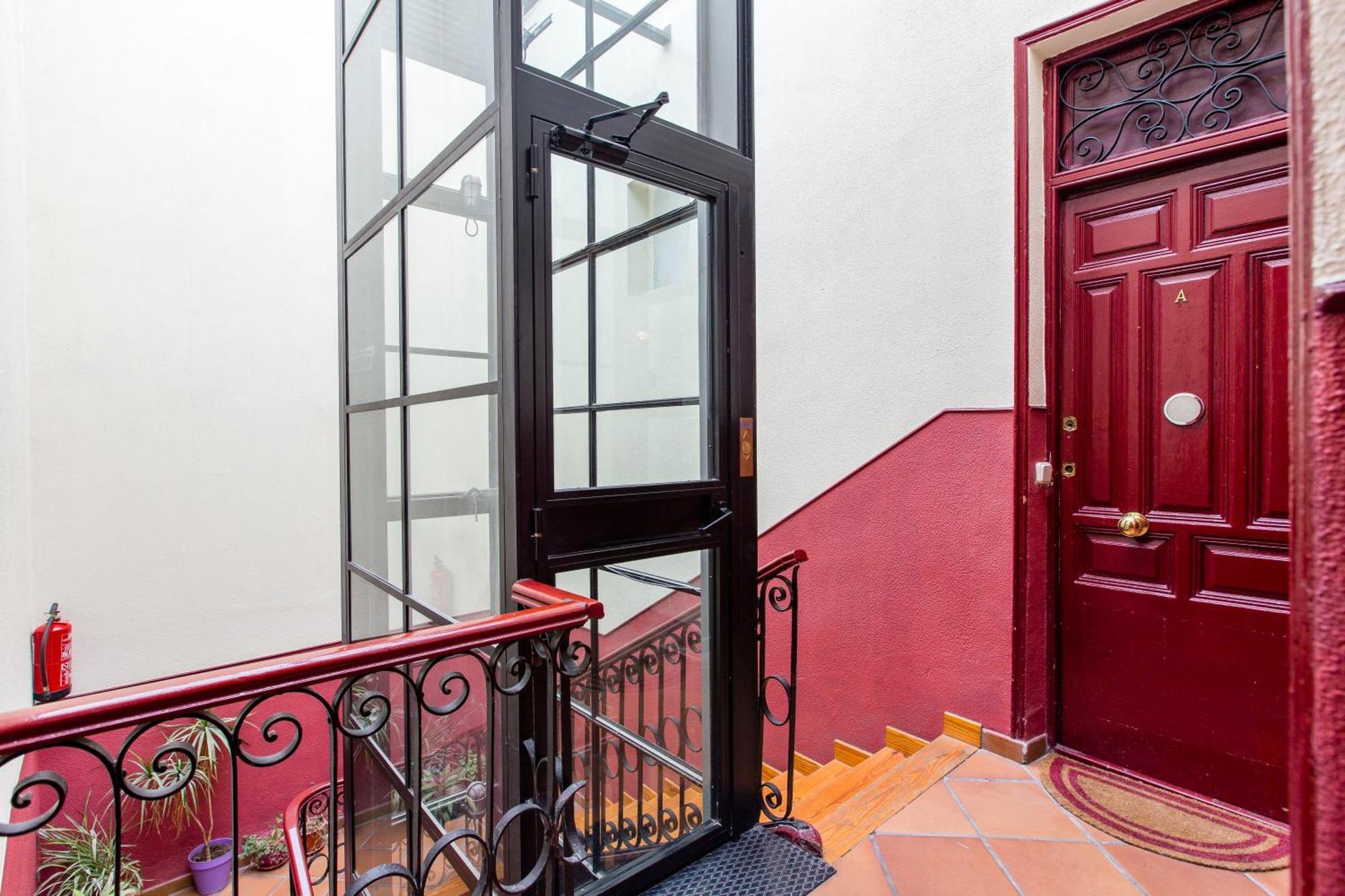 Sunny N Quiet Penthouse In The Center.Atico Centro Leilighet Madrid Eksteriør bilde