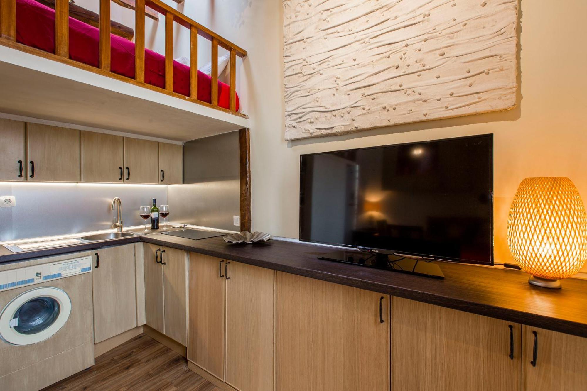Sunny N Quiet Penthouse In The Center.Atico Centro Leilighet Madrid Eksteriør bilde
